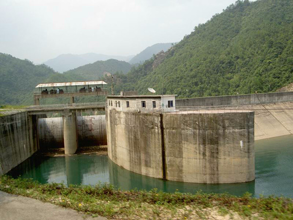 花山水電站